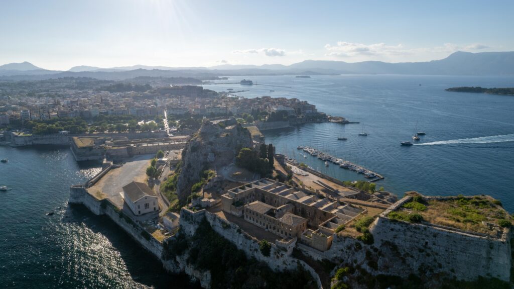 5-best-islands-to-visit-in-greece